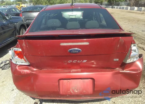 2010 Ford Focus Se z USA, uszkodzony, nr VIN 1FAHP3FN9AW202584